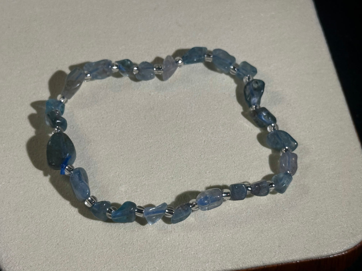 Pulsera de apatita de forma libre