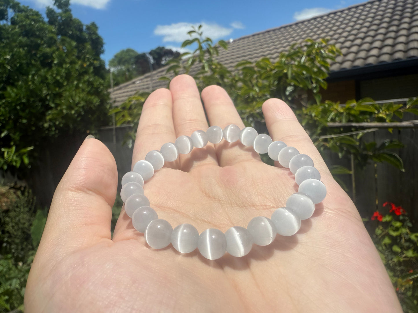 "Lunar Glow" White Cat’s Eye Bracelet