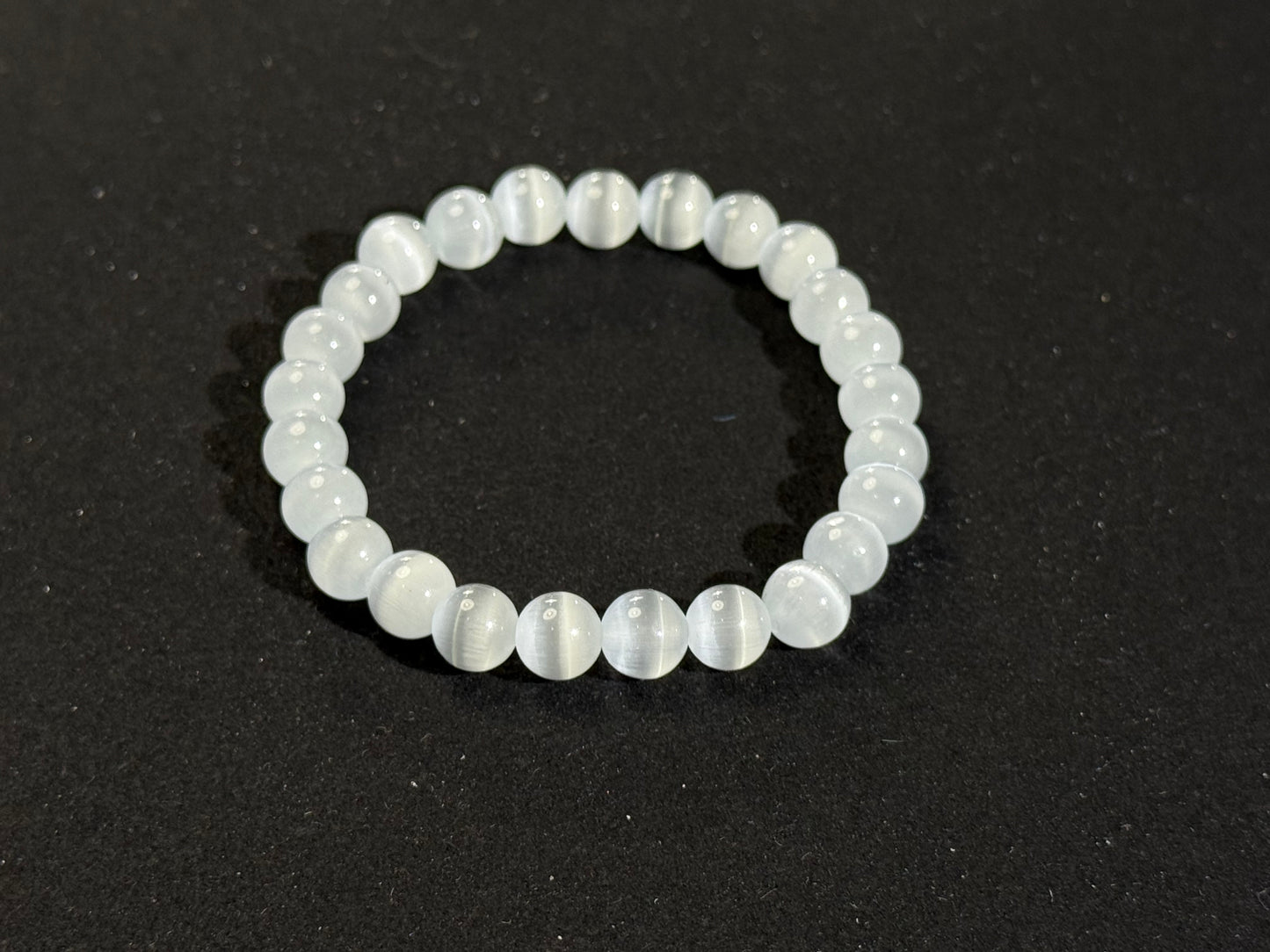 "Lunar Glow" White Cat’s Eye Bracelet
