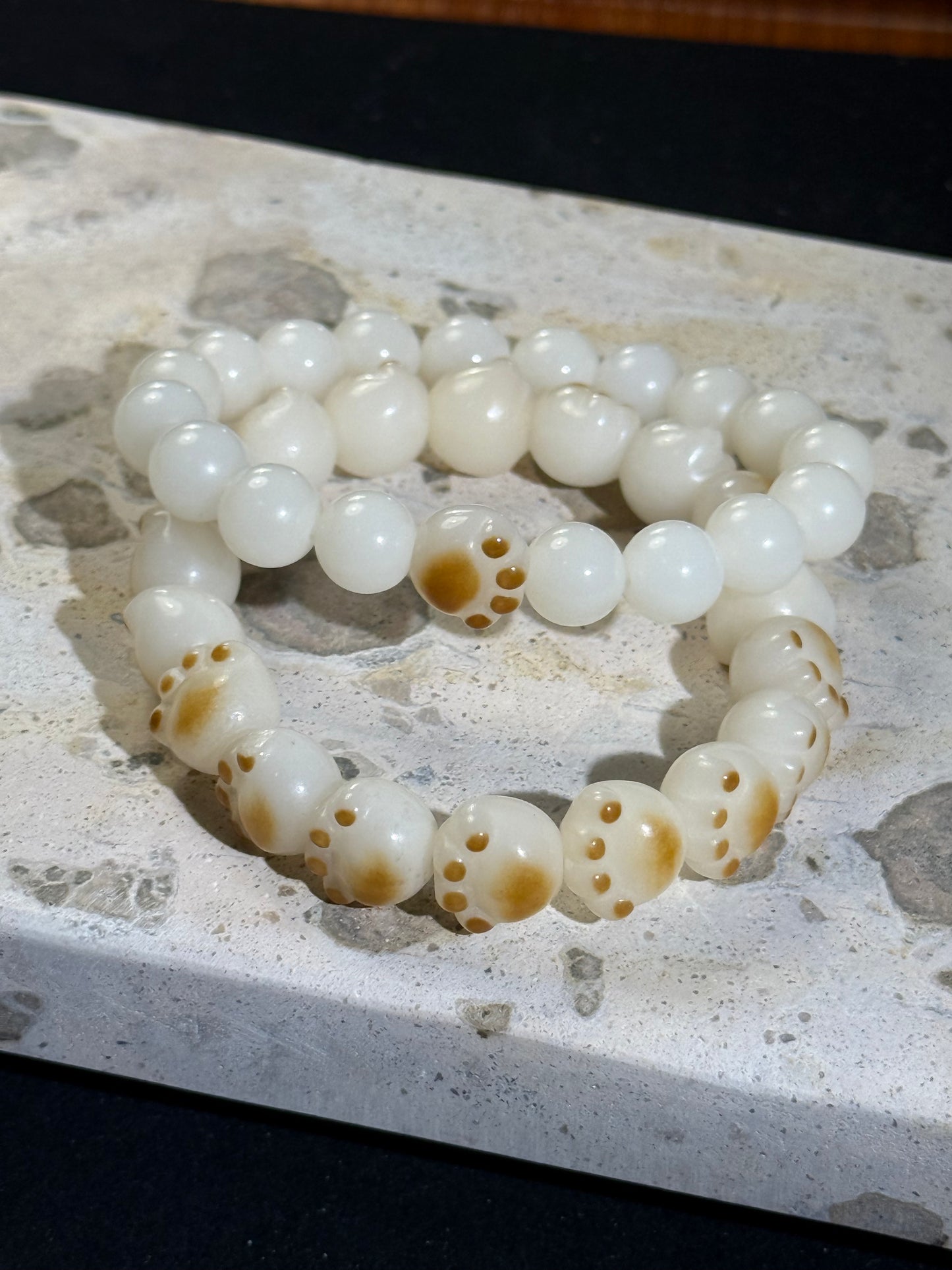 White Jade Bodhi kitten's claw shape Bracelet-9.9