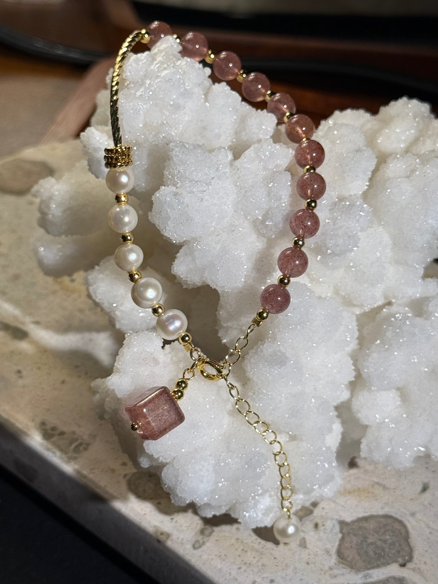 Strawberry Quartz & Pearl Crystal Bracelet