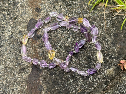 Pulsera de ametrina de forma libre