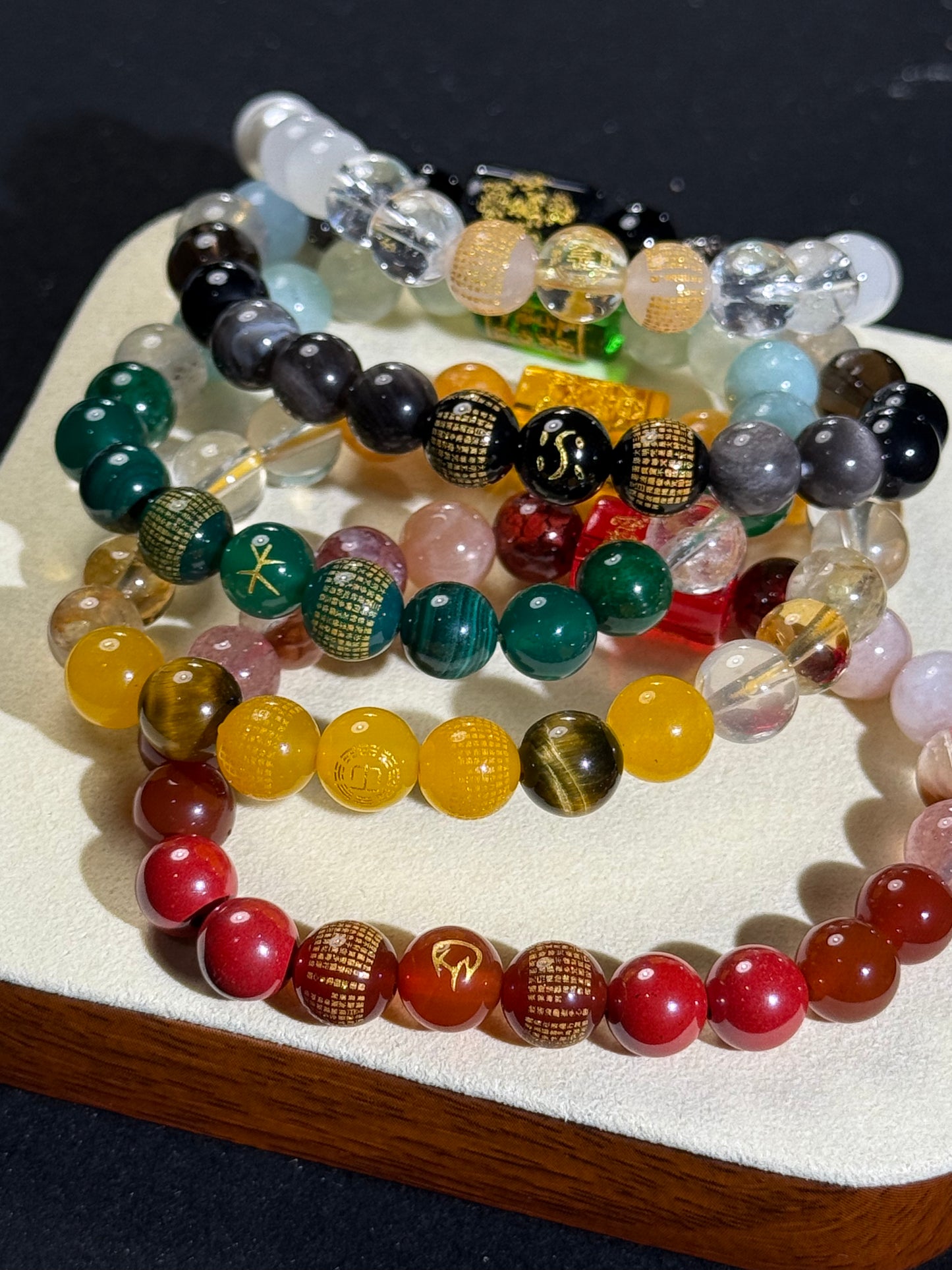 ✔Pulsera de cristal personalizada con energía de metal de cinco elementos